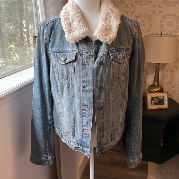Sherpa Lined LOFT Jean Jacket - Picture 1 of 10